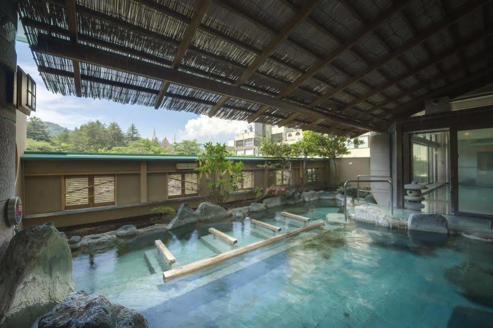 Fujisan Onsen Bessho Sasa Hotel Fujiyoshida Exterior photo