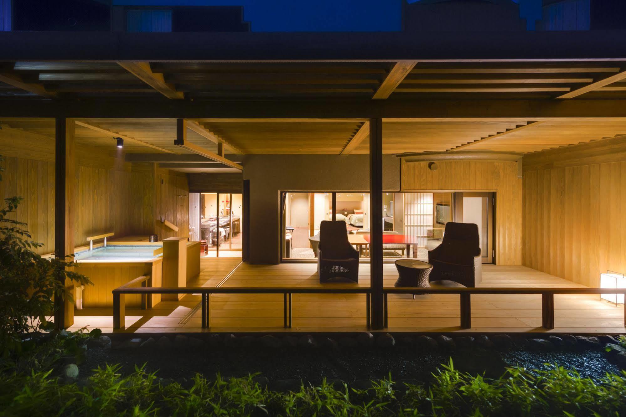 Fujisan Onsen Bessho Sasa Hotel Fujiyoshida Exterior photo