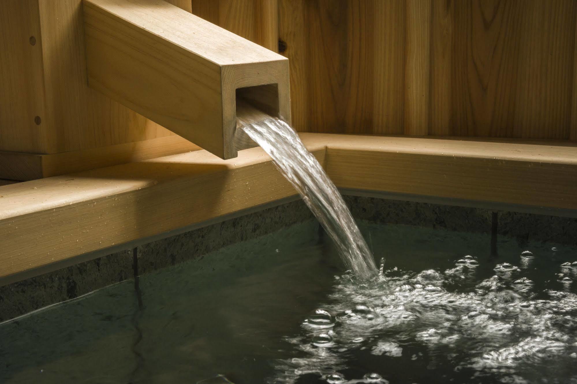 Fujisan Onsen Bessho Sasa Hotel Fujiyoshida Exterior photo
